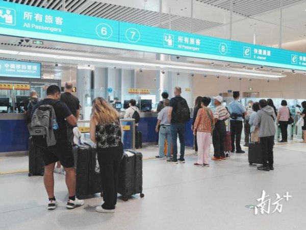 贵丰配资 中山客运口岸迎端午客流高峰 预计超8500人次出入境