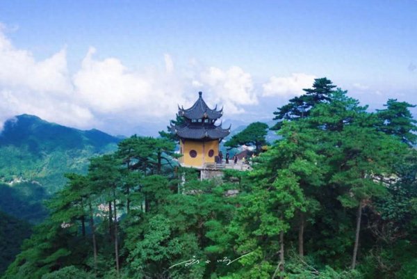 浩源配资 安徽省“顶流”5A级景区举世闻名，为什么其所在城市却鲜为人知？