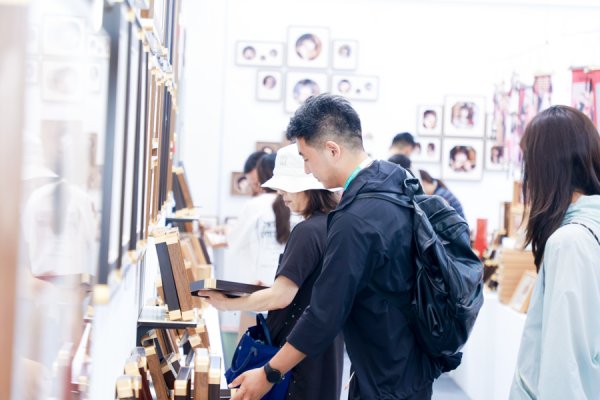 牛达人配资 激发长三角青年“像新力”，摄影人的心头好来了